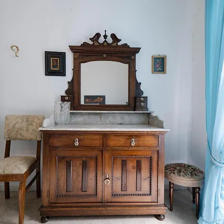 Aurelis Mansion *